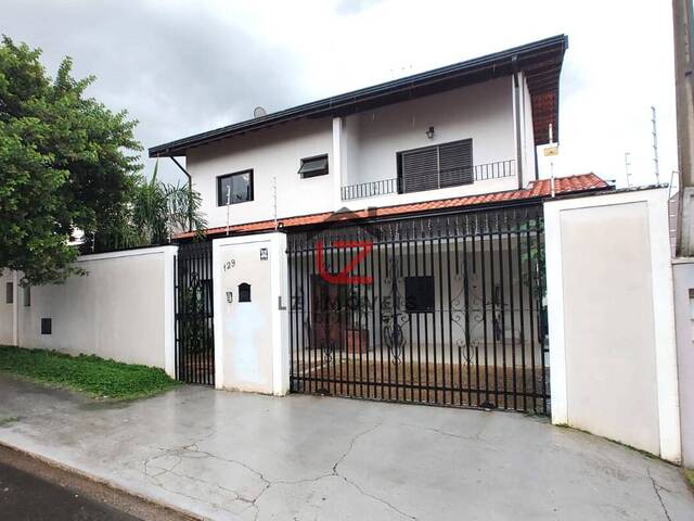 #CA42 - Casa para Venda em Valinhos - SP - 1